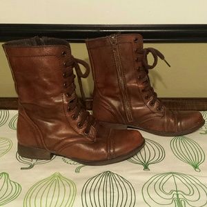 Steve Madden brown leather boots